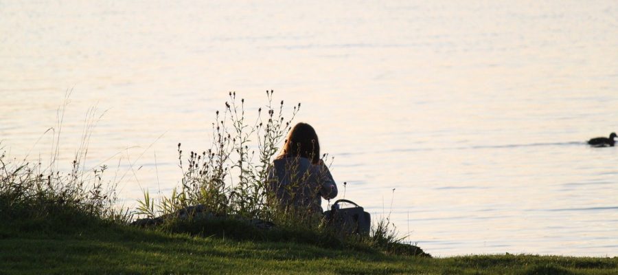 Lake Sunset Lonely Water Alone  - veronikaAnonvm / Pixabay